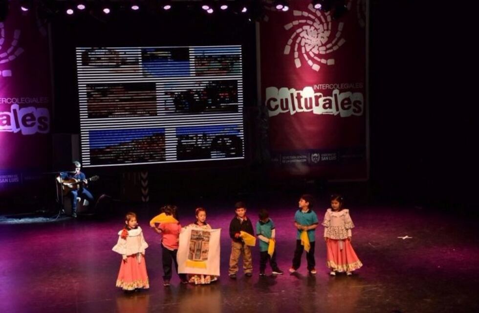 Los chicos se lucieron en los Intercolegiales Culturales