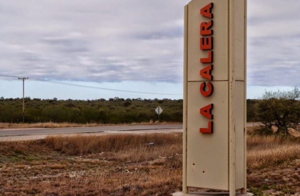 Albañiles de La Calera encuentran restos óseos humanos