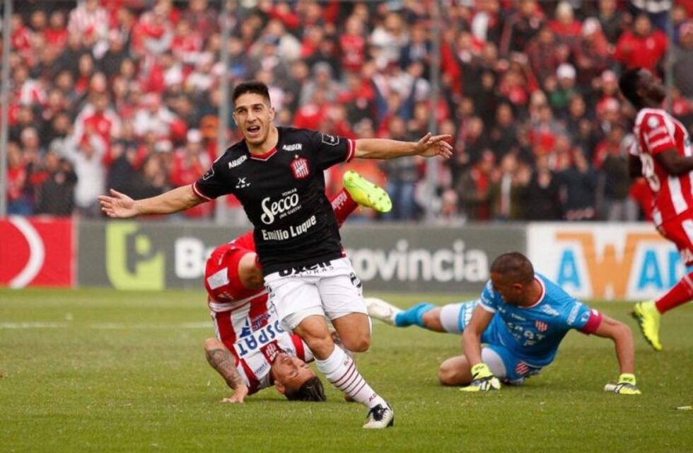 Franco Costa se va de San Martín