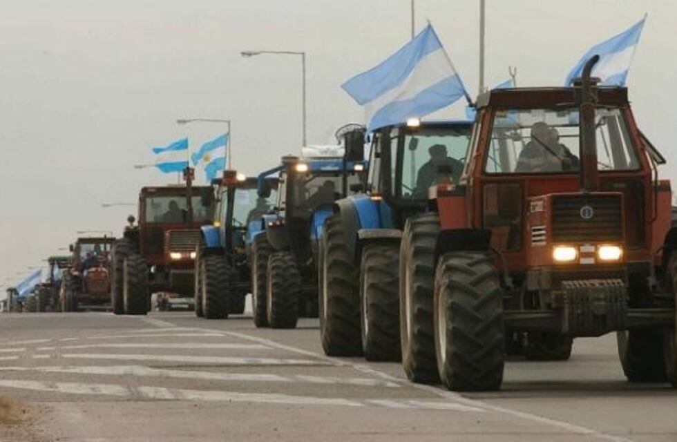 Entre Ríos: productores cortan ruta 12 y exigen a la Justicia que defina su situación