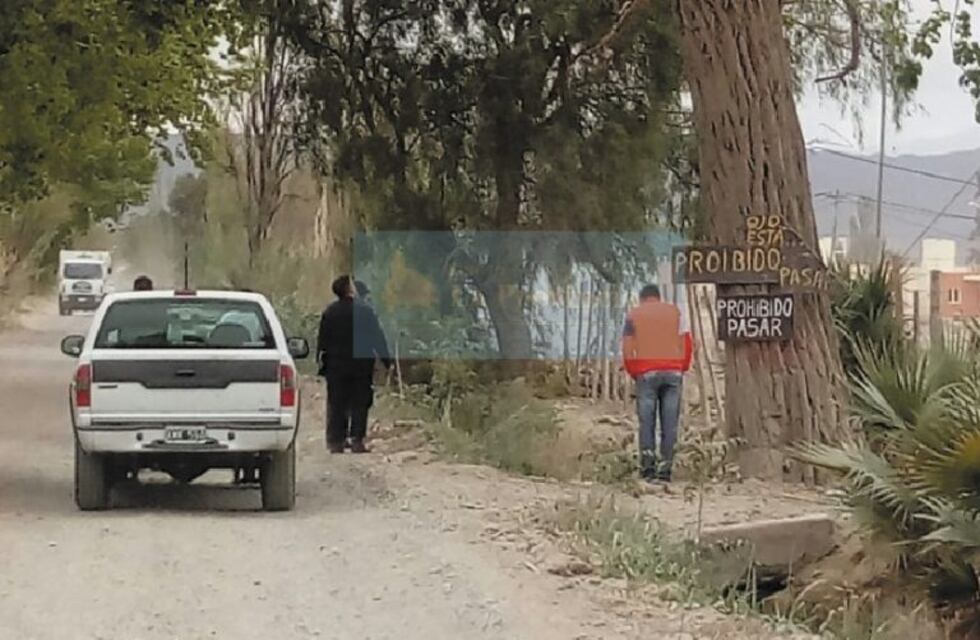 ¡Horror en San Juan! Encontraron un feto flotando en un zanjón