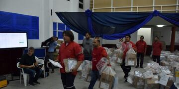 Las urnas se empezaron a distribuir en las escuelas este día sábado