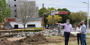 Recorrida por el inicio de la obra de la rotonda