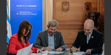 El Gobierno avanza con el traspaso de gastos a la Capital y la provincia