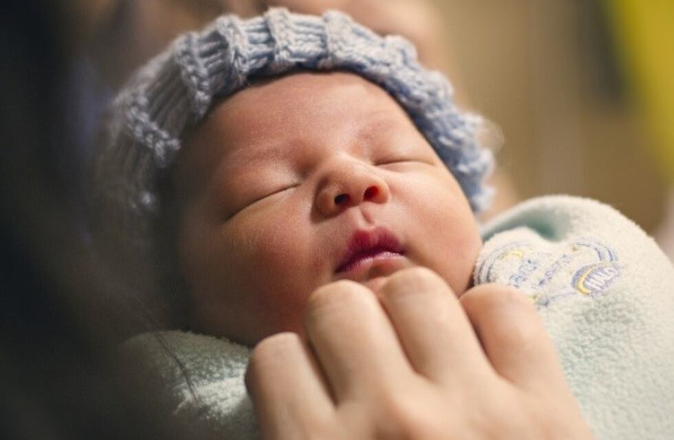 Policías, parteros de emergencia