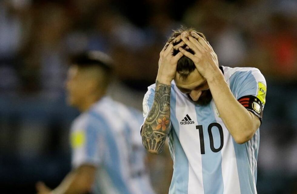 La AFA envió una nota a la FIFA para defender a Messi y que le permitan jugar contra Bolivia