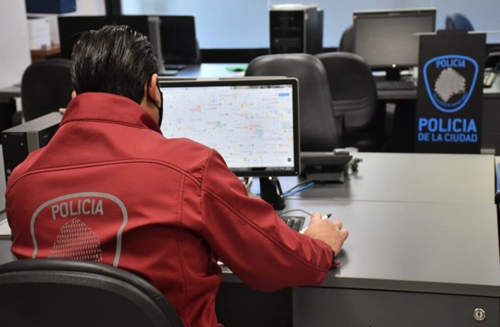 Cómo evitar ser víctima de una estafa telefónica: consejos de la Policía de la Ciudad