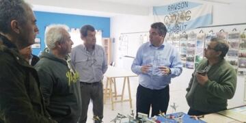 Encuentro entre el ministro de Educación y veteranos de Malvinas para fijar en agenda los contenidos educativos