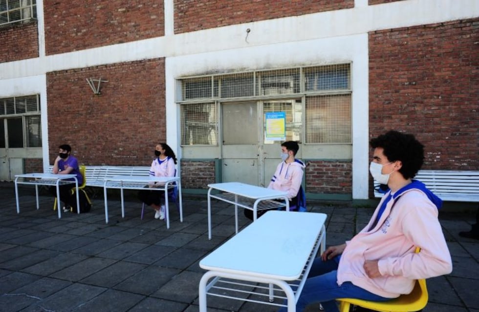 Docentes privados rechazaron protocolos para reaperturas de salas porteñas de cinco años