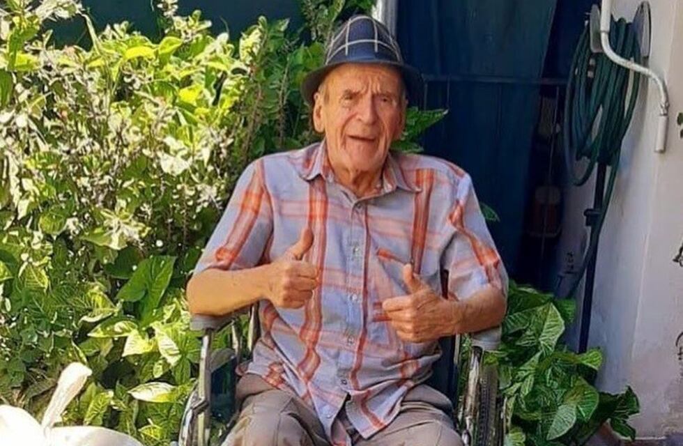 A los 82 años falleció Juan Carlos Doña, el recolector de tapitas para niños con cáncer