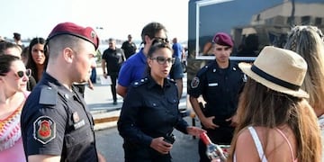 Intensificaron los controles en Playa Grande tras las agresiones (Foto: Diario La Capital)