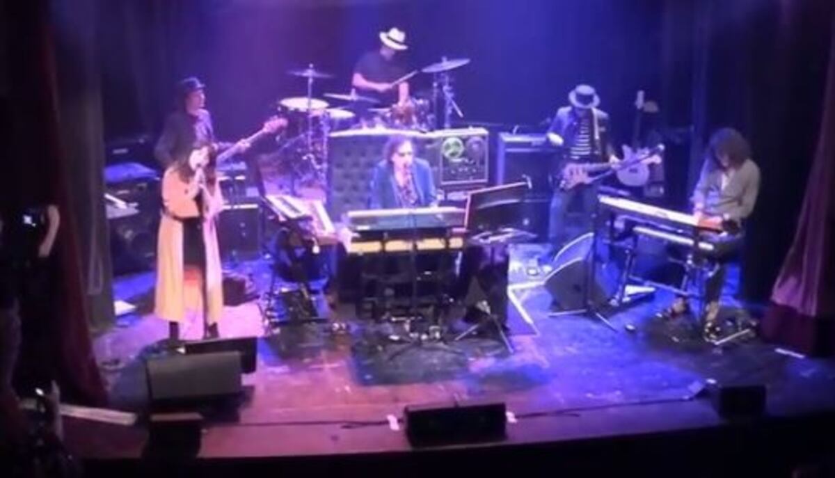 Charly García ofreció un show íntimo para grandes amigos en el festejo de sus 67 años\u002E