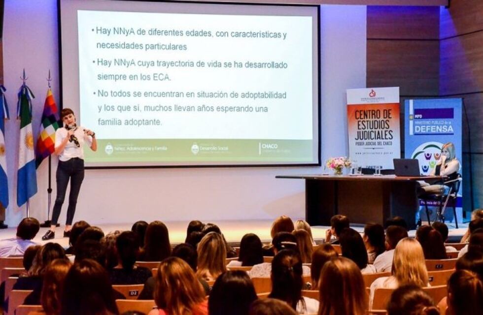 Desarrollo Social presentó el programa de acompañamiento para jóvenes sin cuidados parentales