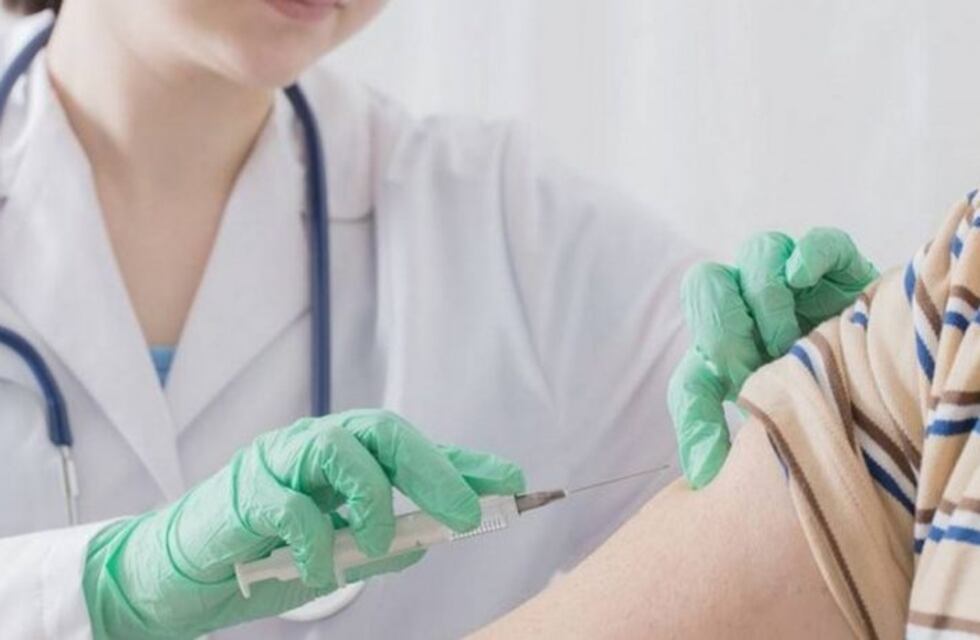 Abuelos recibieron la vacuna antigripal en los asilos de Oberá