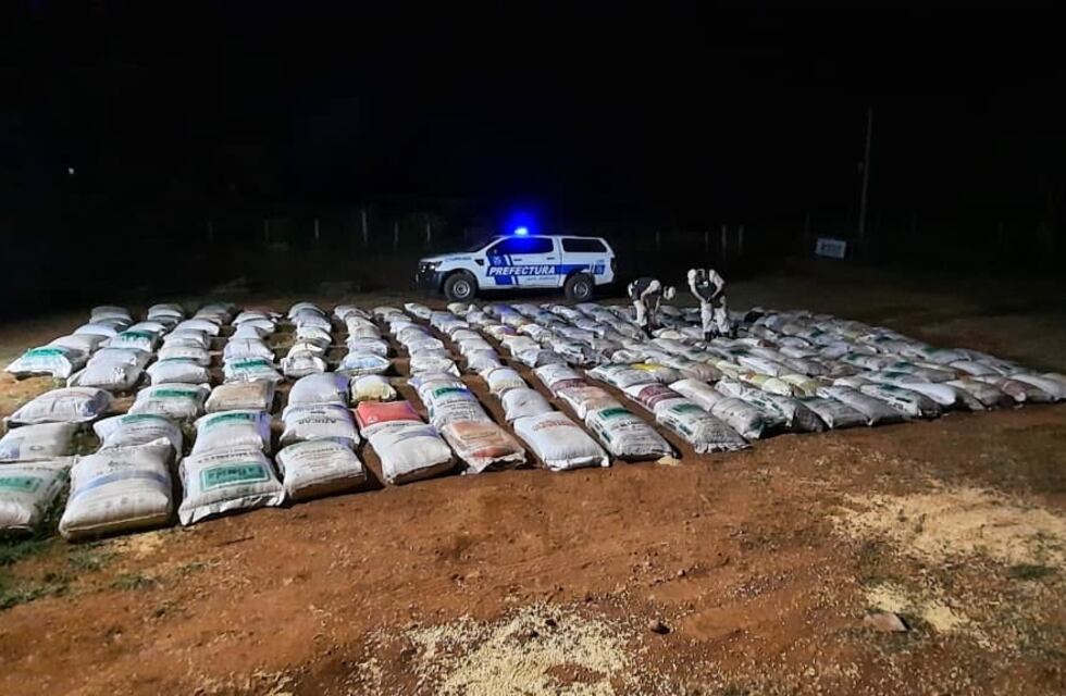 Prefectura incautó más de 11 toneladas de soja en El soberbio