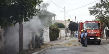 Se incendió una casa en Neuquén: investigan si fue un ajuste de cuentas