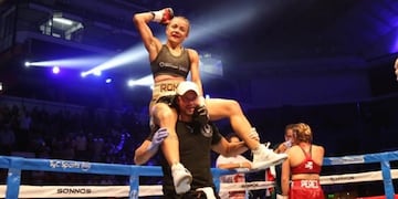Leonela Yúdica y Cecilia Román, en los Premios Firpo\u002E