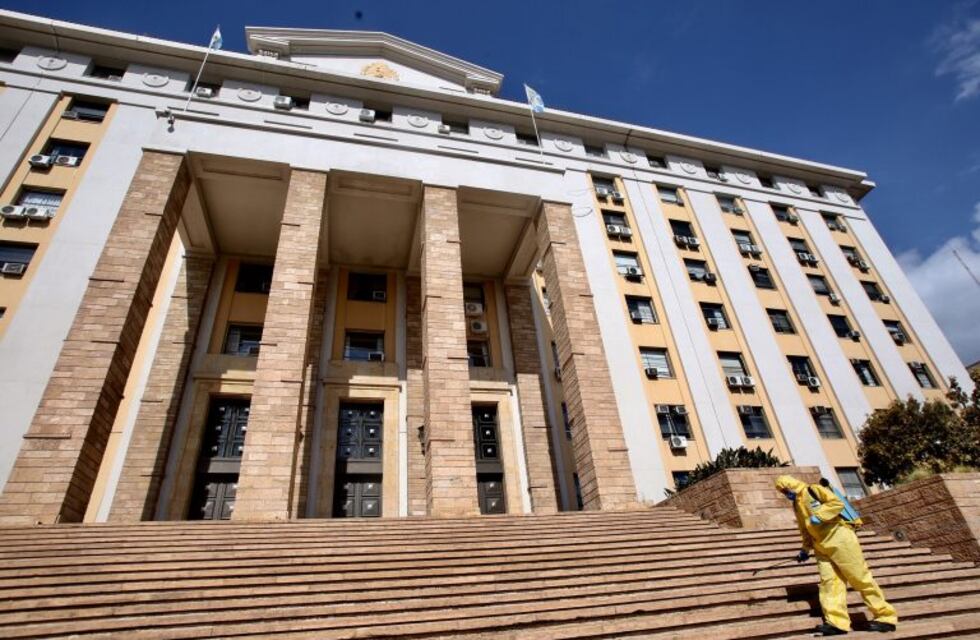 Casa de Gobierno, vacía por desinfección