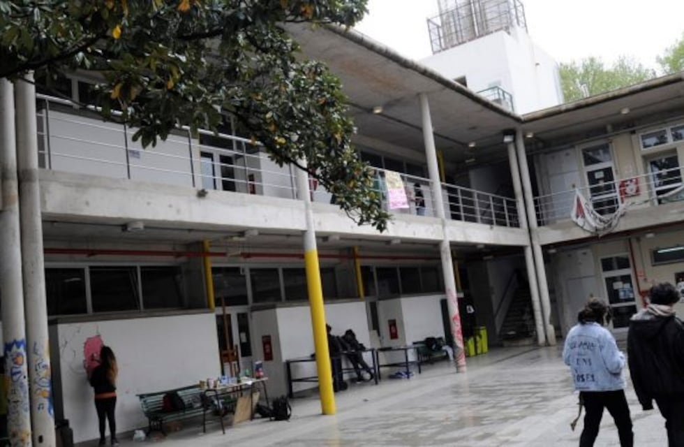 Por primera vez un colegio público tiene baños inclusivos en la Ciudad