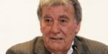 DYN19, BUENOS AIRES 14/11/2016, EL TITULAR DE LA COMISIu00d3N NORMALIZADORA DE LA AFA, ARMANDO Pu00c9REZ, JUSTIFICu00d3 HOY EL MAYOR CONTROL EN EL HOTEL DONDE CONCENTRA EL SELECCIONADO AL RESALTAR LA NECESIDAD DE MANTENER