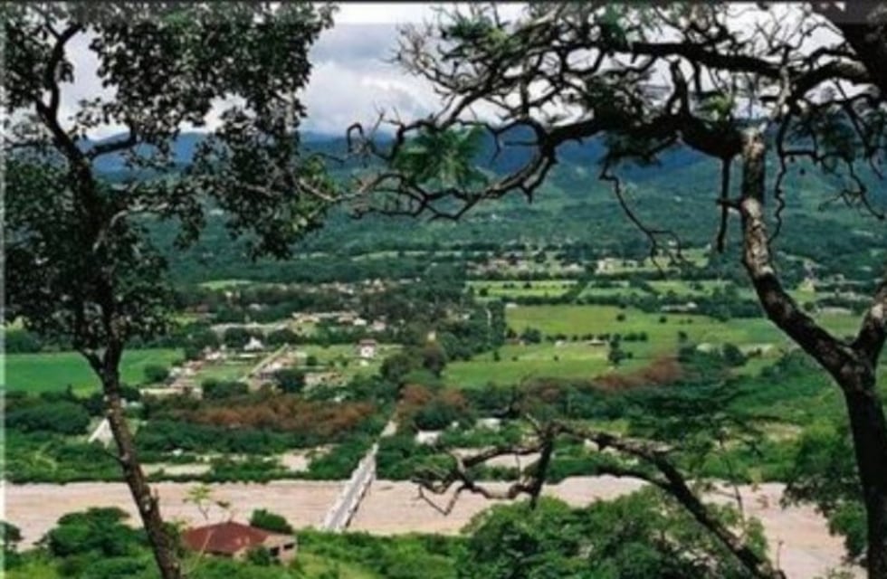 Debaten el impacto ambiental de una urbanización en Vaqueros