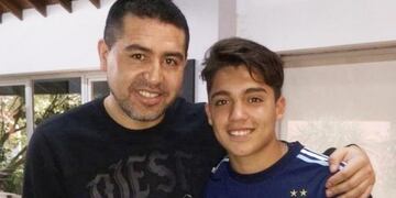 Riquelme con Zeballos\u002E