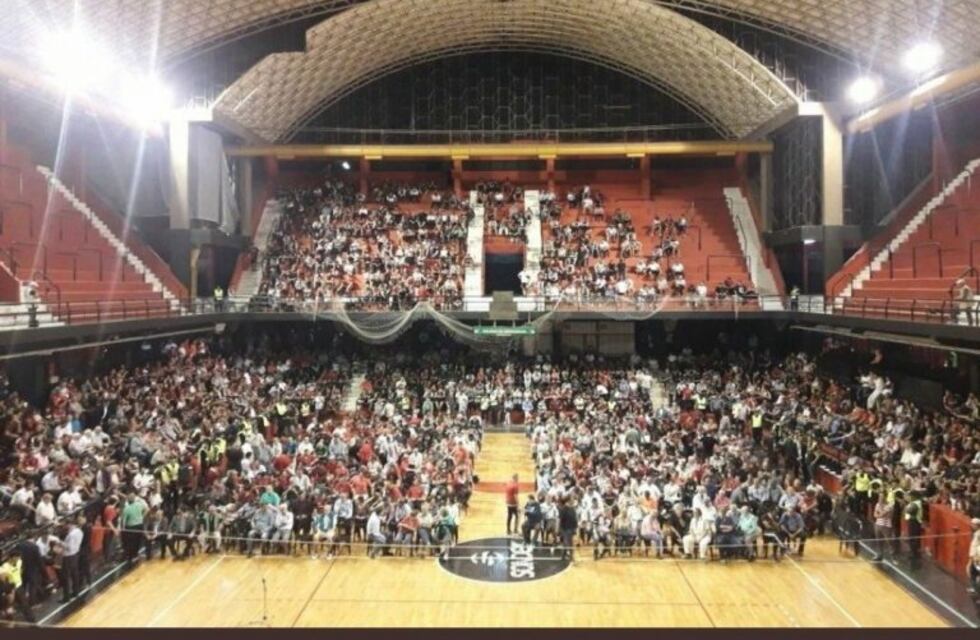 Rechazaron la memoria y el balance en Newell's con fuertes críticas a los directivos