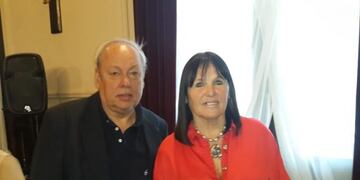 Intendente de Villa Parque Santa Ana, José Luis Becker y la Jueza de Paz Alicia Becker\u002E
