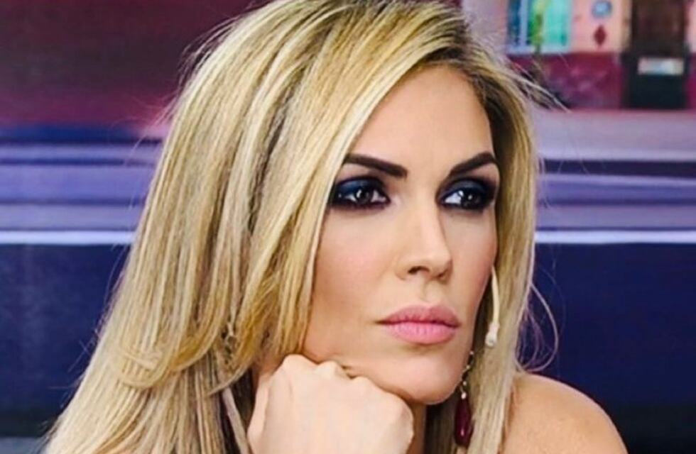 Se recibieron más de 20 reclamos del público contra Viviana Canosa por tomar dióxido de cloro