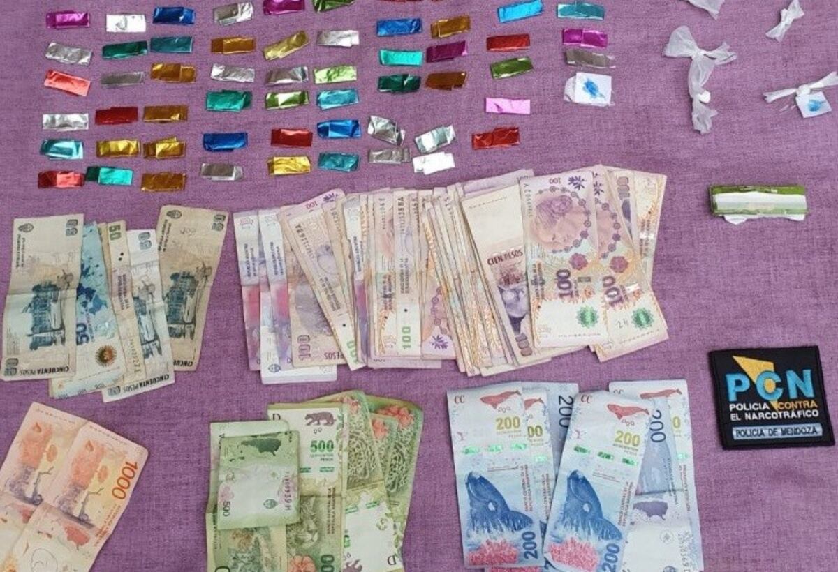 Desbaratan un kiosco de drogas y secuestran 108 envoltorios de cocaína