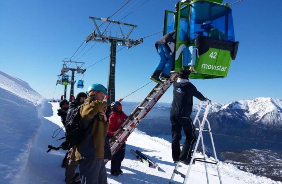 Después de la evacuación abrieron la telecabina del Cerro Catedral