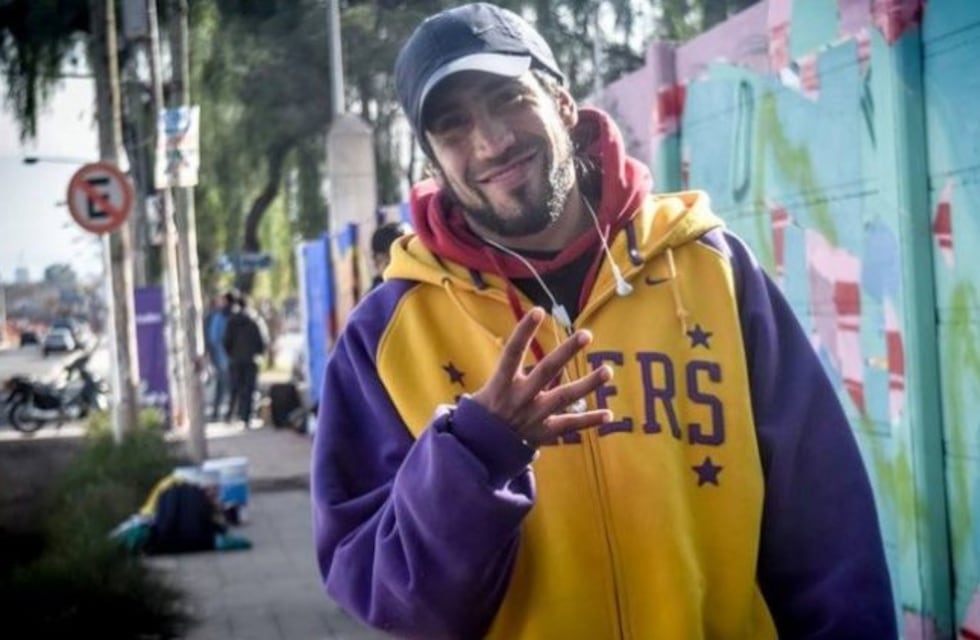 Quién era Emaflow, el músico que fue atropellado en el Acceso Sur