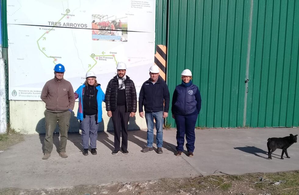 Representantes de la Municipalidad de Tornquist visitaron la Planta de Separación de Residuos
