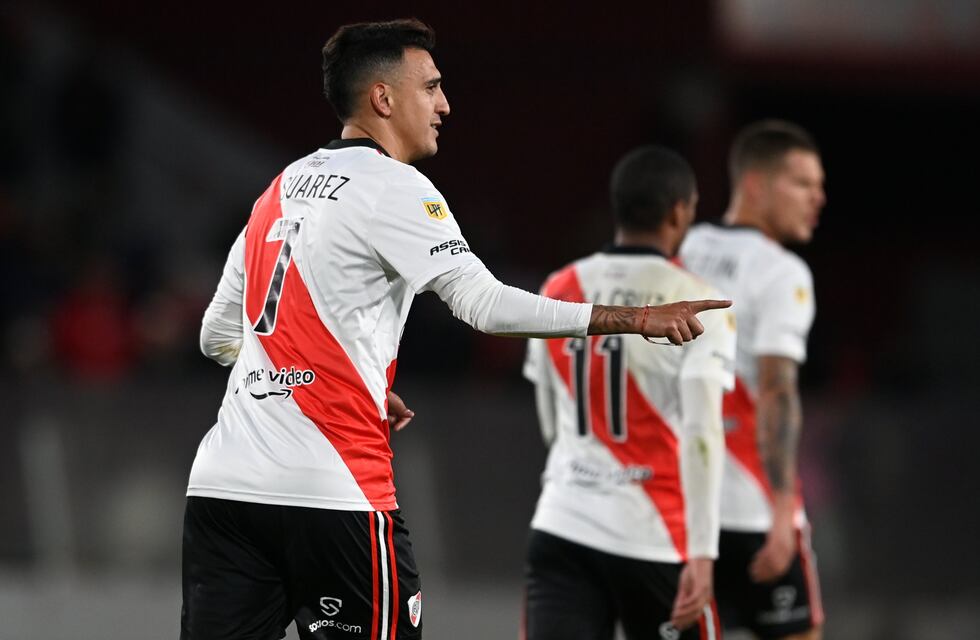 El golazo de Matías Suárez frente a Newell´s en el Monumental