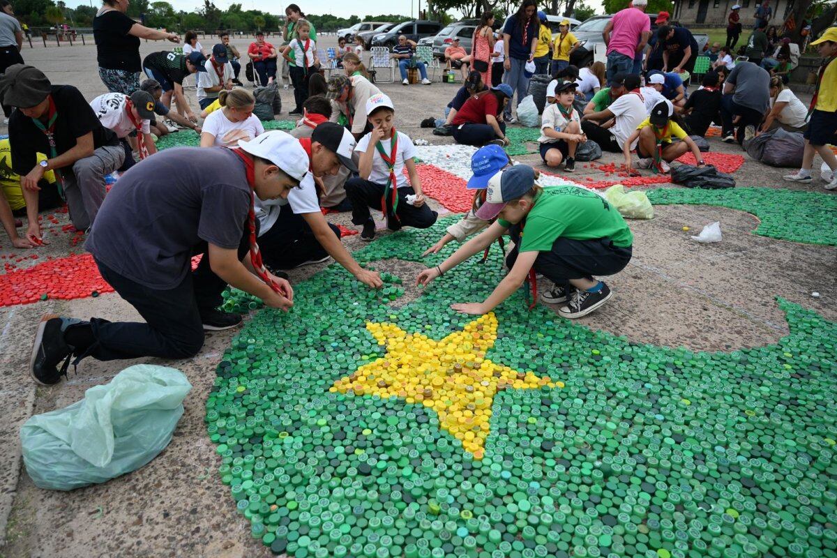 “Flor de Lis Solidaria” en Gualeguaychú