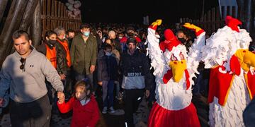 Cortaron las cintas y la gente volvió a recorrer el predio ferial después de dos años.