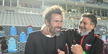 El ex defensor de Vélez e Independiente consiguió su primer título en Argentina.