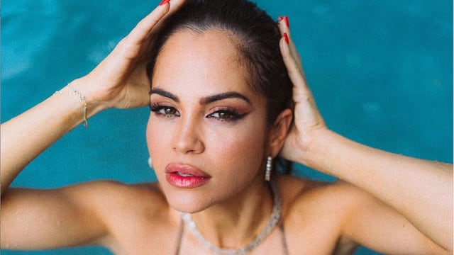 La dominicana lo reveló a través de sus redes sociales: "¡Quería gritarlo a los cuatro vientos! Dije que SI!". (Instagram/@nattinatasha)