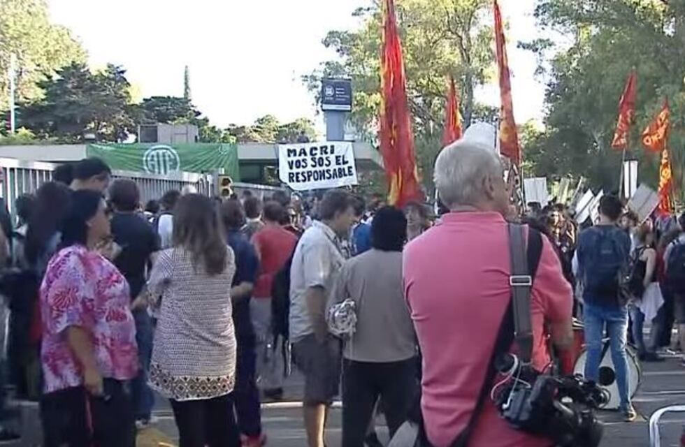 Trabajadores del INTI cortaron la colectora en General Paz y Constituyentes