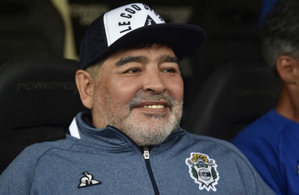 La increíble frase de Diego Maradona cuando llega a los entrenamientos de Gimnasia y Esgrima La Plata