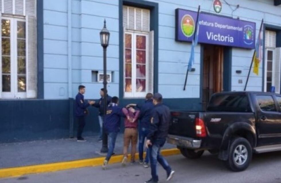 Amplio despliegue policial en Victoria y Rosario por causas de narcotráfico