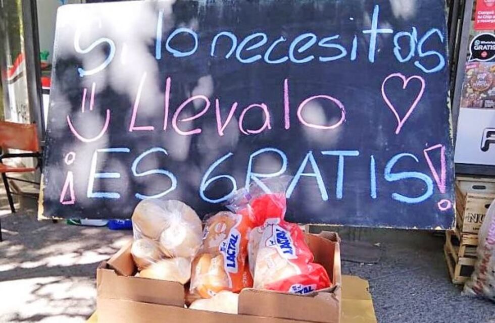 Generosidad en tiempos de crisis: sanrafaelinos regalan pan, tortitas y verduras
