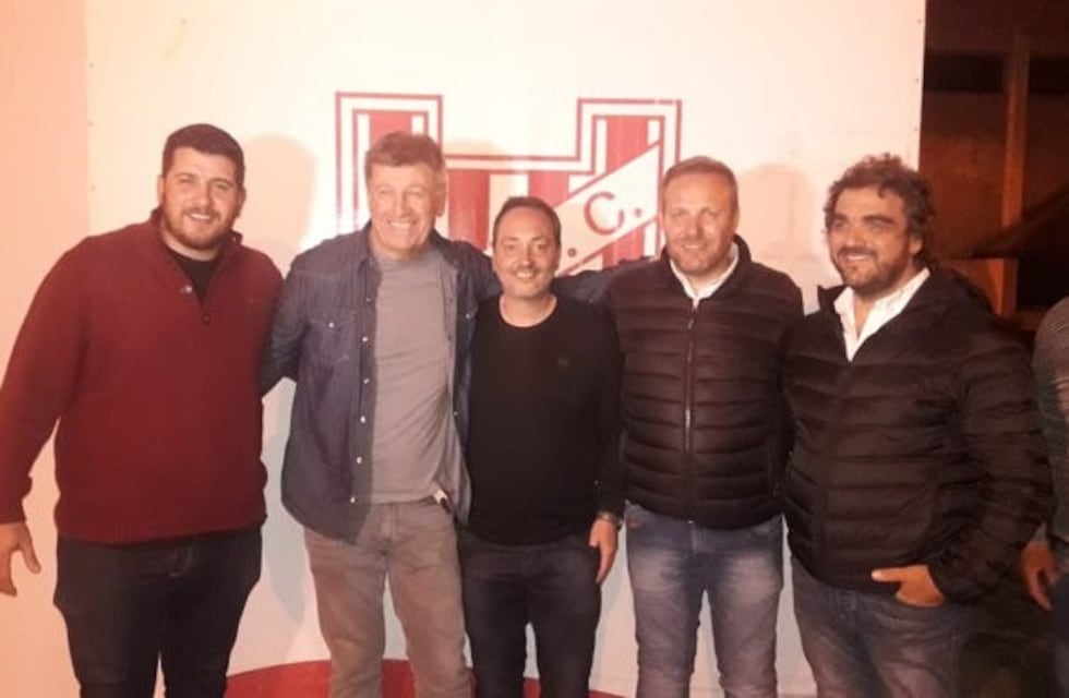 Un lunes decisivo para la continuidad o no de Castoldi en Instituto