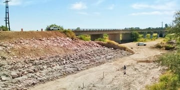 Se rehabilitó la ruta 8 a la altura del puente Antártida Argentina, en Río Cuarto\u002E