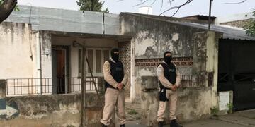 Los allanamientos fueron realizados por Prefectura en diferentes domicilios de Rosario y Pérez\u002E (Prefectura)