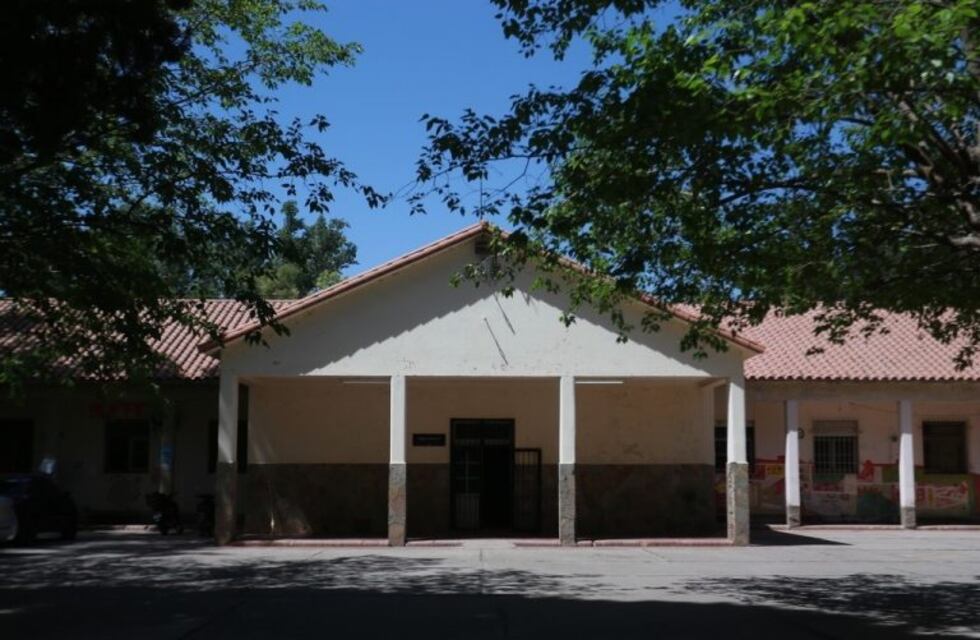 Venden por las redes sociales terrenos del Hospital El Sauce