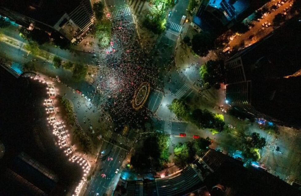 Desde otro ángulo: fotones de la celebración en Córdoba por River campeón