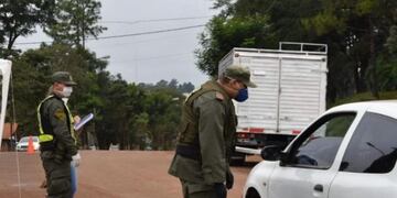 San Pedro, controles