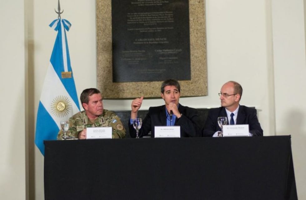 "Está todo dado para que sean unas elecciones transparentes", aseguró Adrián Pérez