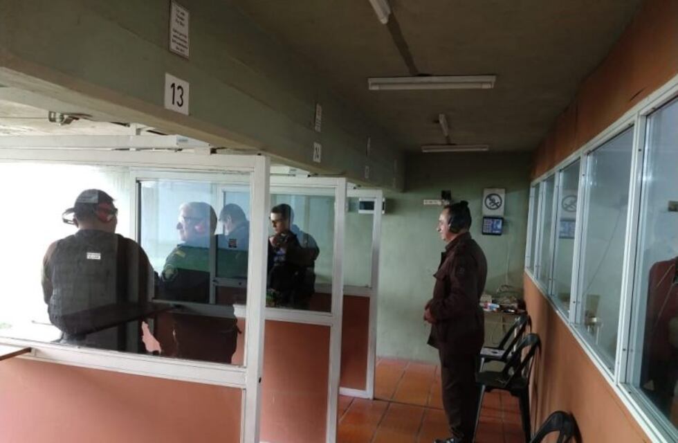 La Policía local se capacitó sobre el uso y manejo de armamento